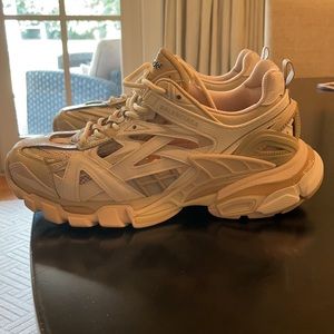 Women’s balaenciaga track 2 open sneaker size 9